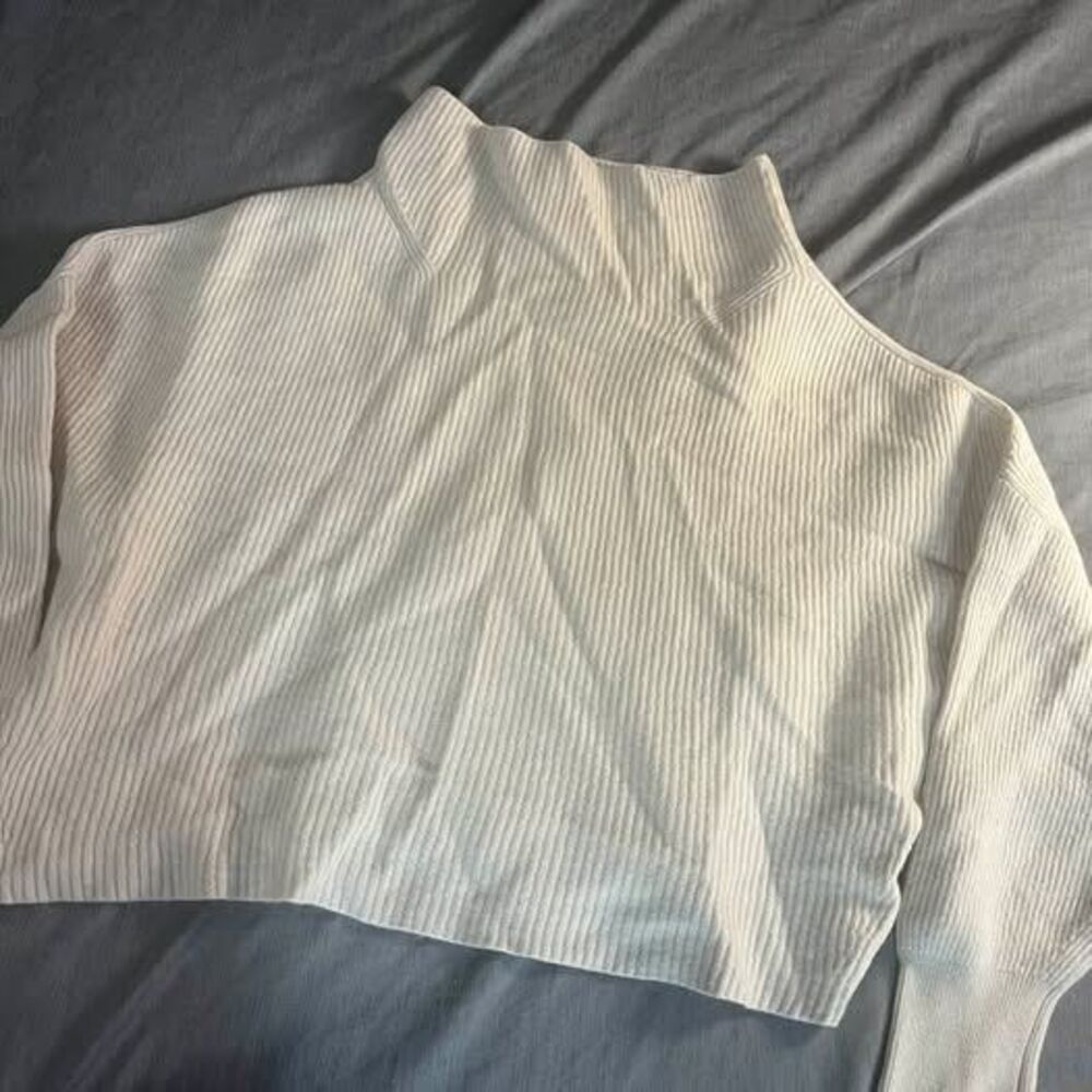 100% Cashmere Ribbed Mock Neck Sweater Pilcro medium petite